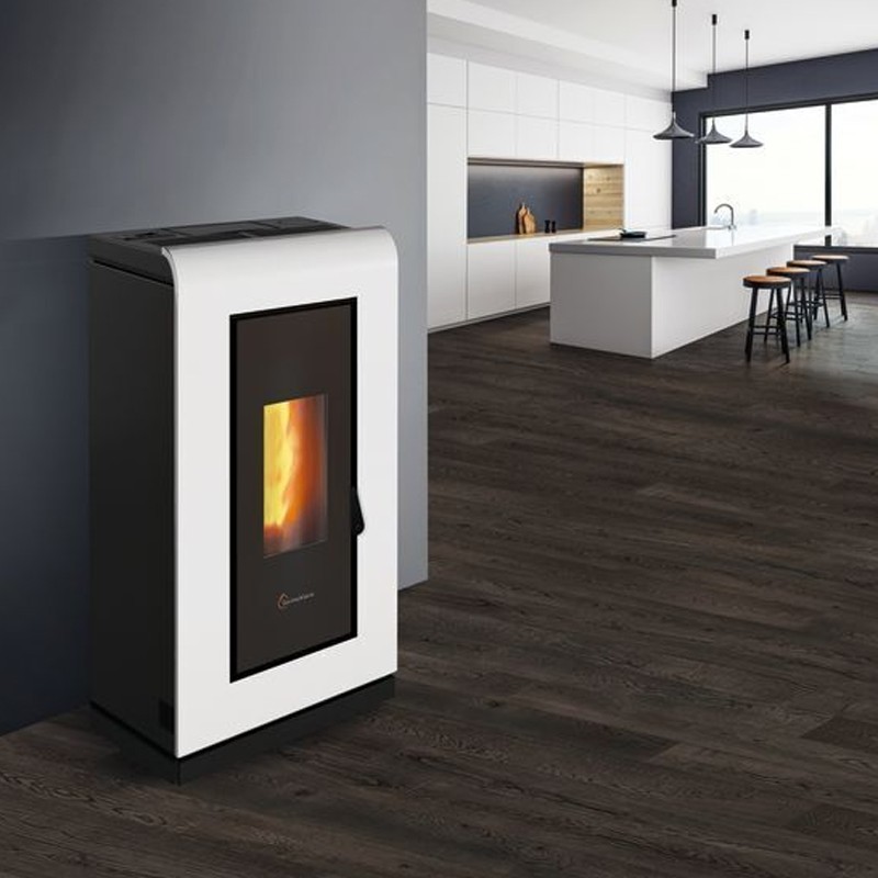 Stufa a pellet ermetica TermoVana King 12 Bianco Opaco canalizzabile, 11kW
