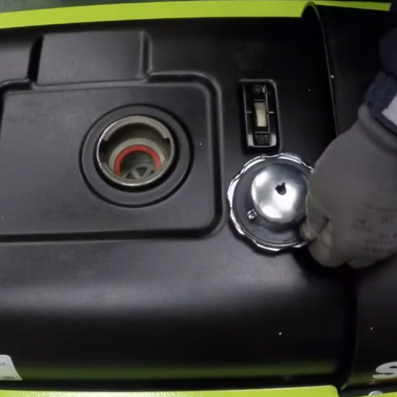 Generatore di corrente a benzina Pramac S8000 Trifase 6.6kW con predisposizione accessori, AVR e DPP Pramac - 2