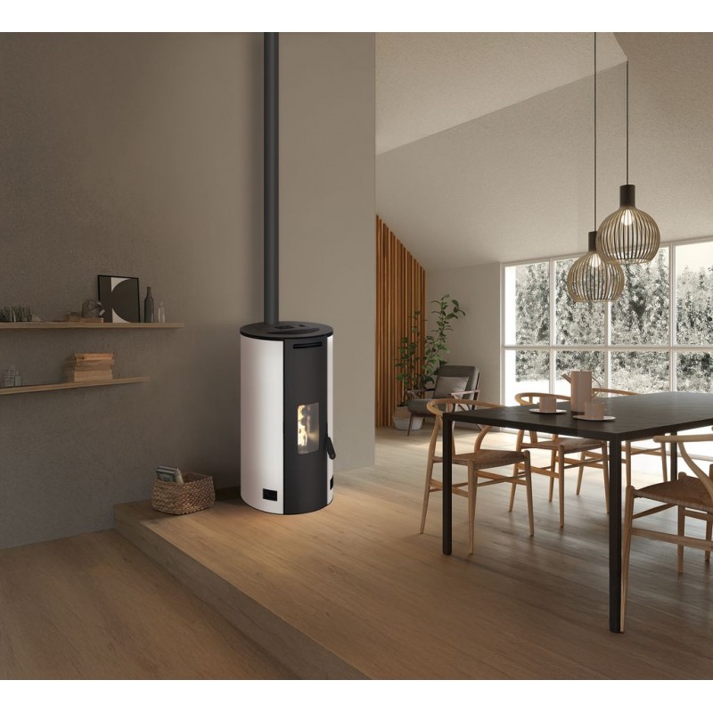 Stufa a pellet ermetica TermoVana Fancy 12 UP Bianco Opaco canalizzabile con scarico superiore, 11kW