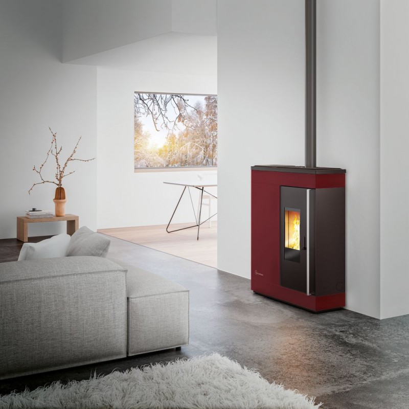 Stufa a pellet ermetica TermoVana Fine 14.3 UP Bordeaux Vintage canalizzabile con scarico superiore, 13kW -1