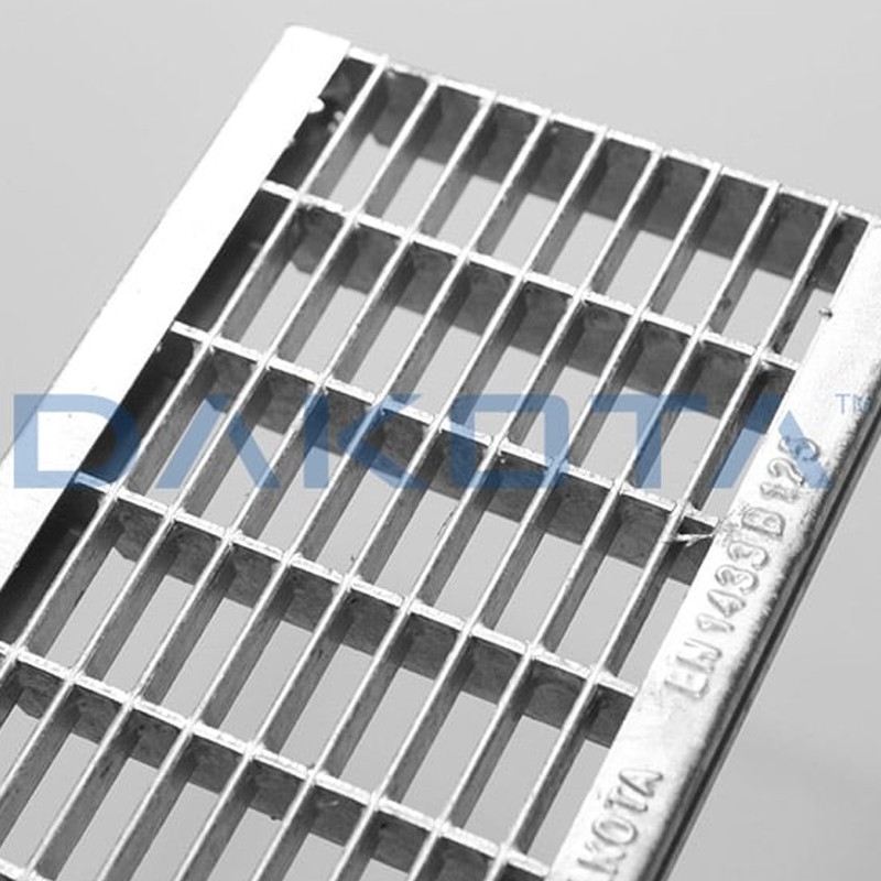 Griglia antitacco Dakota 1mt in acciaio zincato B125 per canalette di scolo Taurus 130 Dakota - 4